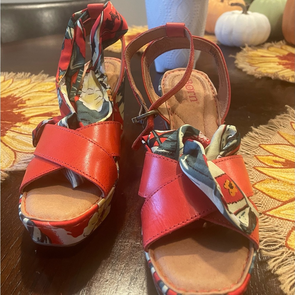 Born Wedges in Red all Leather.  They are size 6